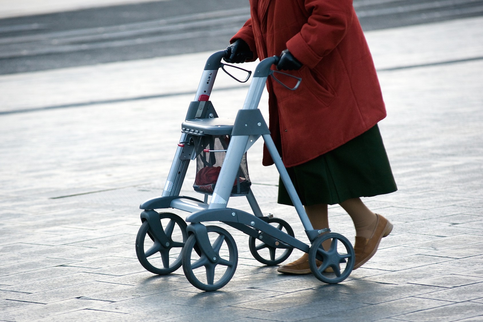 mobility-devices-senior-care-advice-caregiver-support